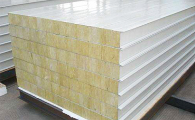 冷库保温墙板施工_湟中彩钢夹芯板安装技术要点